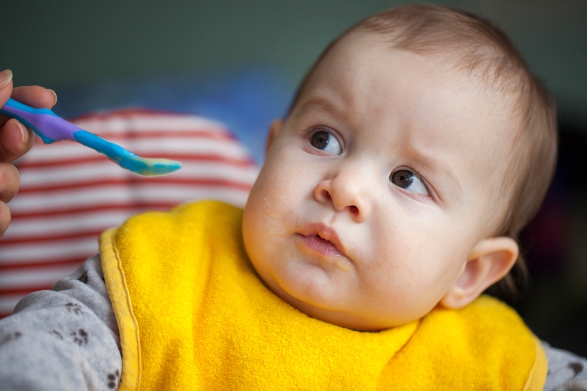 feeding baby iStock_000055859510_Small